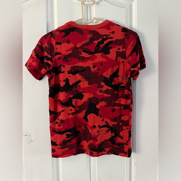 Nike Baby Tee (Medium) - Picture 2 of 3